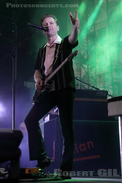 FRANZ FERDINAND - 2023-06-29 - PARIS - Parvis de l'Hotel de Ville - Alex Kapranos